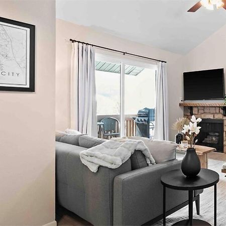 פארק סיטי Cozy Top Floor Condo With Mountain Views מראה חיצוני תמונה