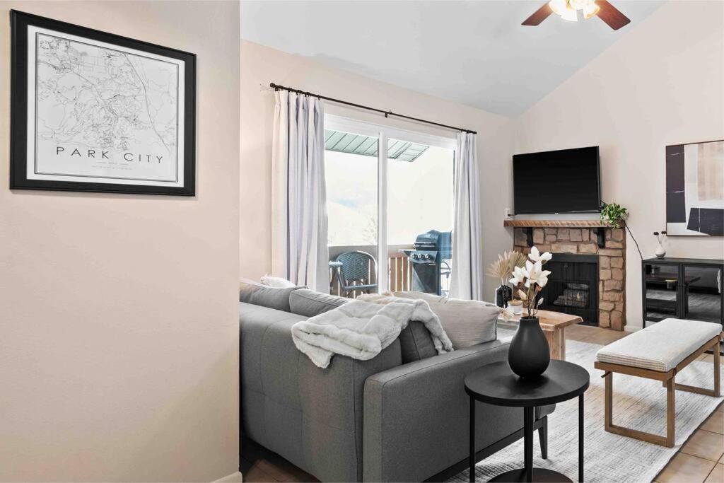 פארק סיטי Cozy Top Floor Condo With Mountain Views מראה חיצוני תמונה