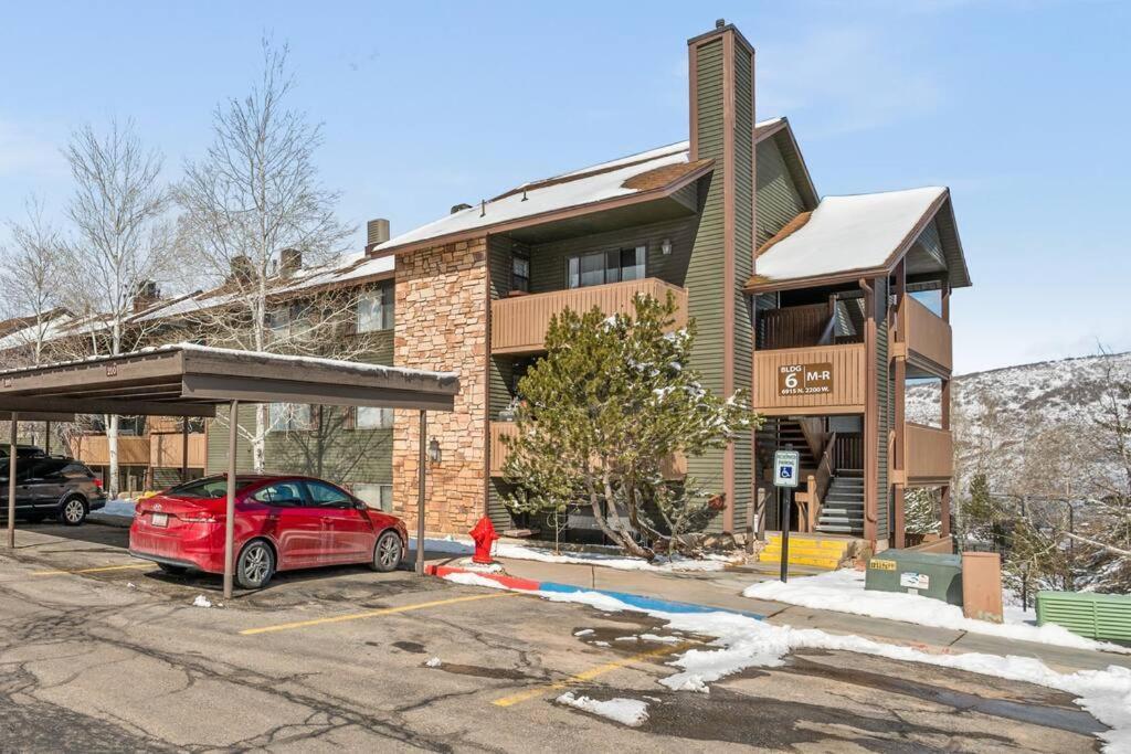 פארק סיטי Cozy Top Floor Condo With Mountain Views מראה חיצוני תמונה