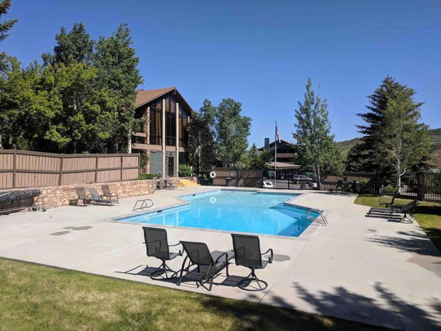 פארק סיטי Cozy Top Floor Condo With Mountain Views מראה חיצוני תמונה